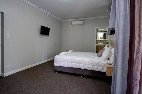 Lakes And Ocean Hotel Forster - Accommodation Brunswick Heads 17