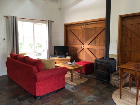 Arcadia - The Barn Cottage & Rosehill Cottage - Accommodation Brunswick Heads 10