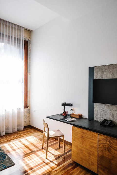 The Old Clare Hotel, Independent Collection By EVT - Accommodation Brunswick Heads 2