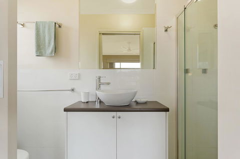 Baywatch Apartments Merimbula - Accommodation Brunswick Heads 12