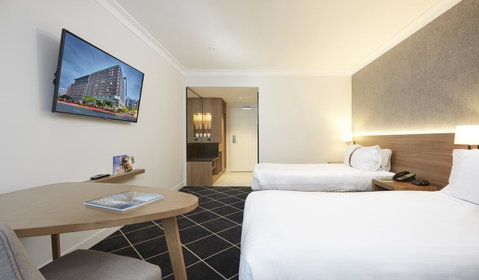Furama Darling Harbour - Accommodation Brunswick Heads 9