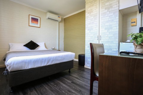 Little Coogee Hotel - Accommodation Brunswick Heads 0