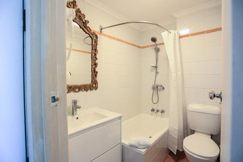 Little Coogee Hotel - Accommodation Brunswick Heads 12
