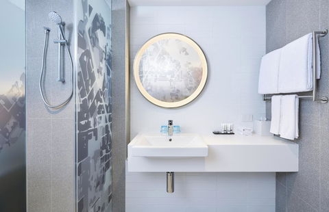 Holiday Inn Express Newcastle, An IHG Hotel - Accommodation Brunswick Heads 15