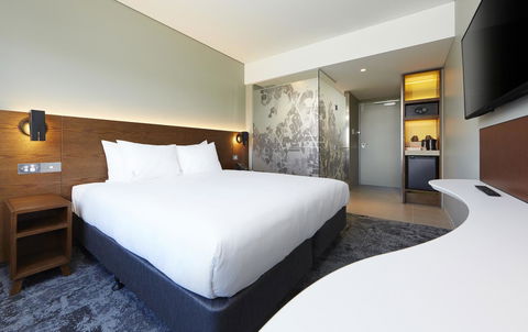 Holiday Inn Express Newcastle, An IHG Hotel - Accommodation Brunswick Heads 18