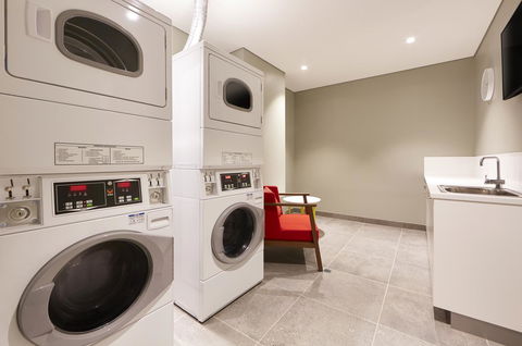 Holiday Inn Express Newcastle, An IHG Hotel - Accommodation Brunswick Heads 8