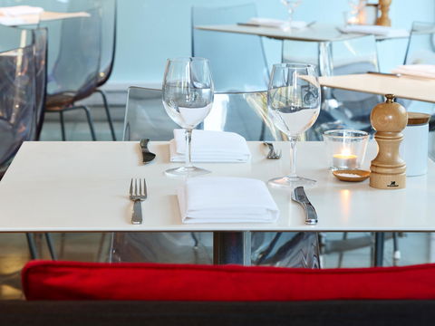 Hotel Urban St Leonards - Accommodation Brunswick Heads 5