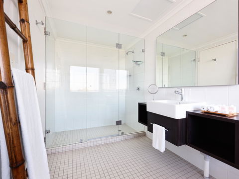 Hotel Urban St Leonards - Accommodation Brunswick Heads 17