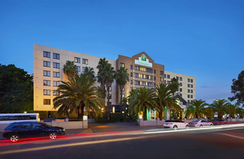 Holiday Inn Parramatta, An IHG Hotel - Accommodation Brunswick Heads 9