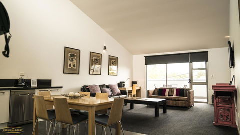 Crown On Darby Newcastle - Accommodation Brunswick Heads 12