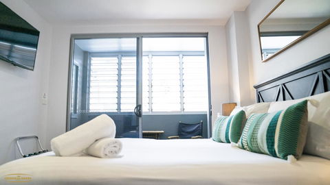 Crown On Darby Newcastle - Accommodation Brunswick Heads 10