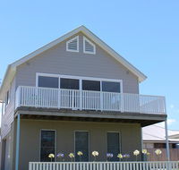 Red Waratah - Accommodation Brunswick Heads