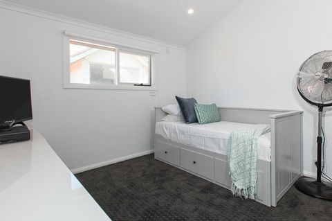 Elegant Family Home Close To Harbour And Views - Accommodation Brunswick Heads 8