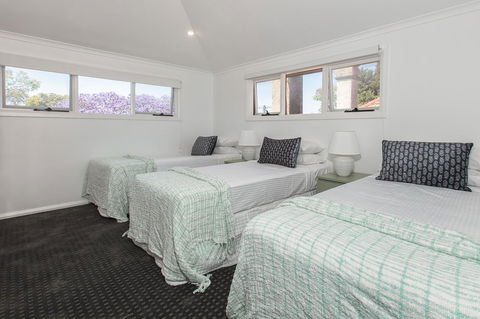 Elegant Family Home Close To Harbour And Views - Accommodation Brunswick Heads 9
