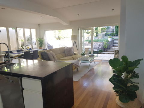 Private Room - Luxury Mosman Home - Accommodation Brunswick Heads 11