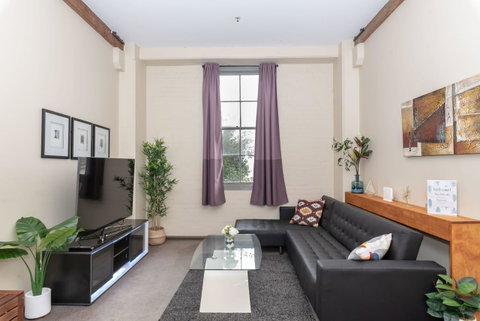 Classic 2 BR Apt In Pyrmont - Accommodation Brunswick Heads 2