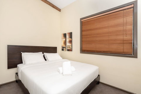 Classic 2 BR Apt In Pyrmont - Accommodation Brunswick Heads 7