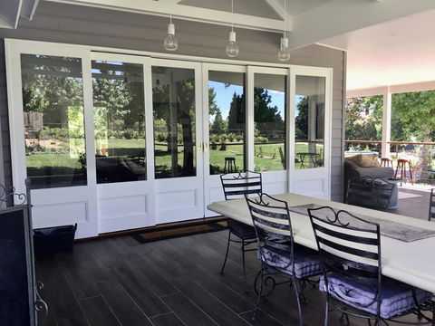 Chanticleer Gardens Barn Cottage With A Pool - Accommodation Brunswick Heads 3