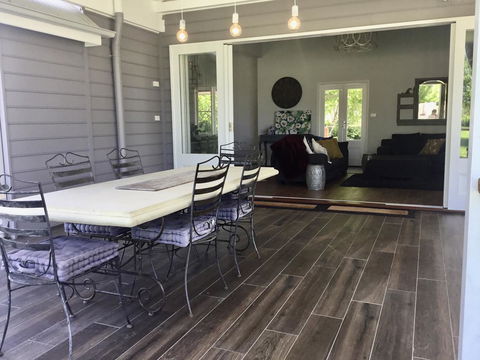 Chanticleer Gardens Barn Cottage With A Pool - Accommodation Brunswick Heads 12