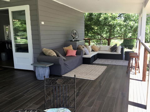 Chanticleer Gardens Barn Cottage With A Pool - Accommodation Brunswick Heads 1