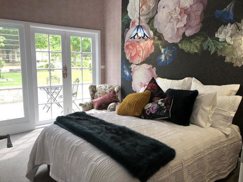 Chanticleer Gardens Barn Cottage With A Pool - Accommodation Brunswick Heads 0