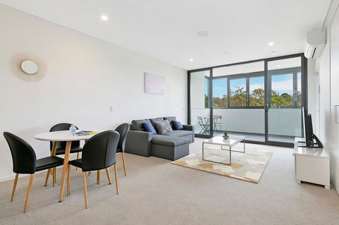 Stylish And Neat Two Bed Apartment In Wentworth Point - Accommodation Brunswick Heads 4