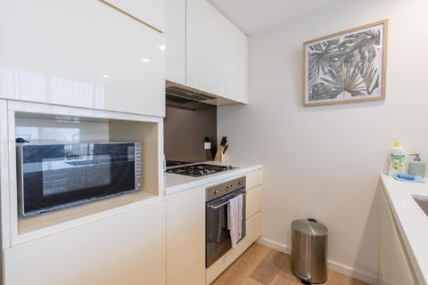Sydney CBD Modern 2 Bedroom Apartment + Free Car Parking - Accommodation Brunswick Heads 19