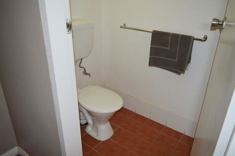 Brolga Hotel Motel - Coleambally - Accommodation Brunswick Heads 4