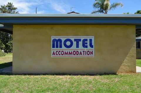 Brolga Hotel Motel - Coleambally - Accommodation Brunswick Heads 5