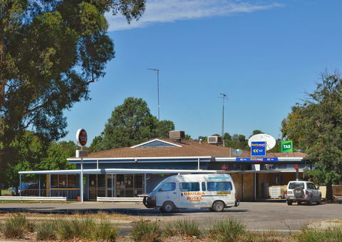 Brolga Hotel Motel - Coleambally - Accommodation Brunswick Heads 29