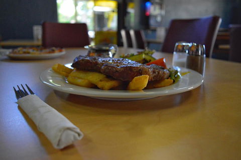 Brolga Hotel Motel - Coleambally - Accommodation Brunswick Heads 9