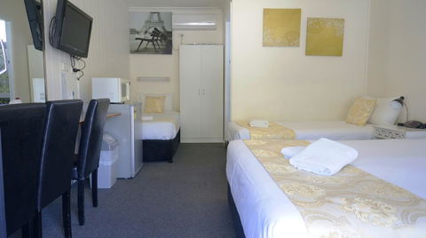Highway Motor Inn Taree - Accommodation Brunswick Heads 2