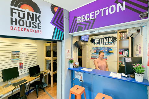 Mad Monkey Downtown - Accommodation Brunswick Heads 3