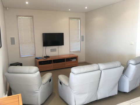 OceanScape Luxury Beachfront Villas - Accommodation Brunswick Heads 1