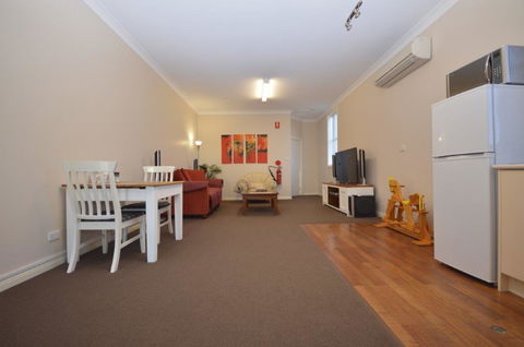 The Old Saddlery - Accommodation Brunswick Heads 5