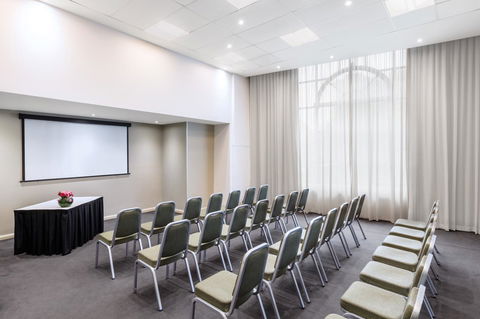 Adina Apartment Hotel Sydney Central - Accommodation Brunswick Heads 14