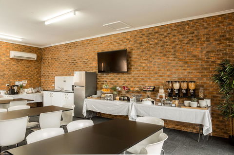 Hume Country Motor Inn - Accommodation Brunswick Heads 1