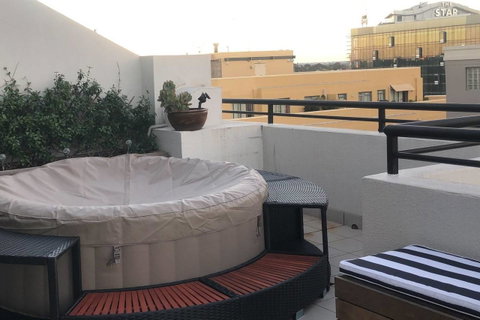 Darling Harbour Penthouse Views+Jacuzzi - Accommodation Brunswick Heads 14