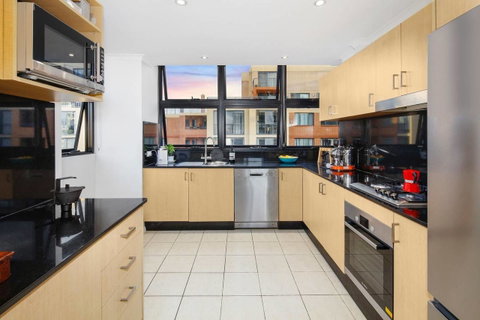 Darling Harbour Penthouse Views+Jacuzzi - Accommodation Brunswick Heads 12