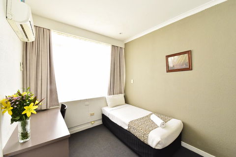 Diplomat Hotel Alice Springs - Accommodation Brunswick Heads 7