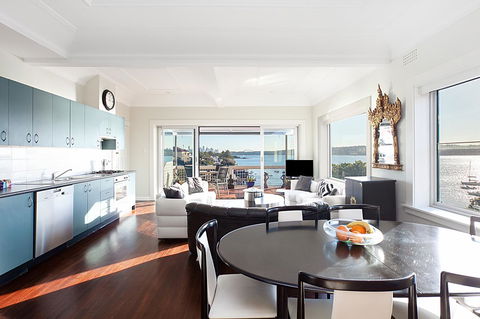Art Deco Apartment With Breathtaking Water Views - Accommodation Brunswick Heads 0