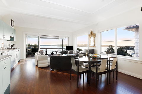 Art Deco Apartment With Breathtaking Water Views - Accommodation Brunswick Heads 6