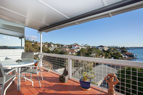 Art Deco Apartment With Breathtaking Water Views - Accommodation Brunswick Heads 12