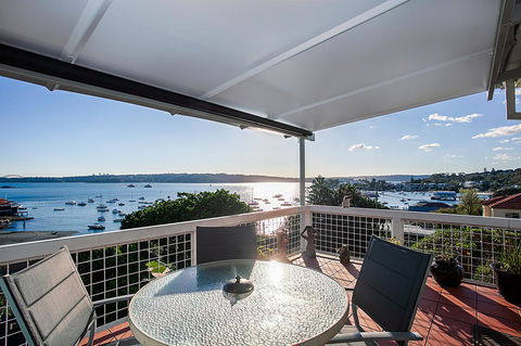 Art Deco Apartment With Breathtaking Water Views - Accommodation Brunswick Heads 3