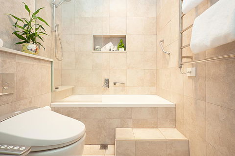 Art Deco Apartment With Breathtaking Water Views - Accommodation Brunswick Heads 5