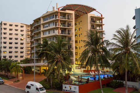Cullen Bay Resorts - Accommodation Brunswick Heads 0