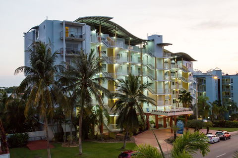 Cullen Bay Resorts - Accommodation Brunswick Heads 11