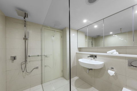 Oaks Darwin Elan Hotel - Accommodation Brunswick Heads 4