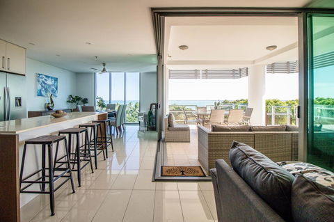 ZEN BY THE WATER - Esplanade Darwin Retreat - Accommodation Brunswick Heads 1