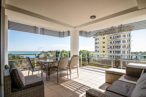 ZEN BY THE WATER - Esplanade Darwin Retreat - Accommodation Brunswick Heads 3
